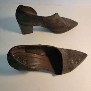 Cocuco seashell heels Australian size 39 us size 8.5